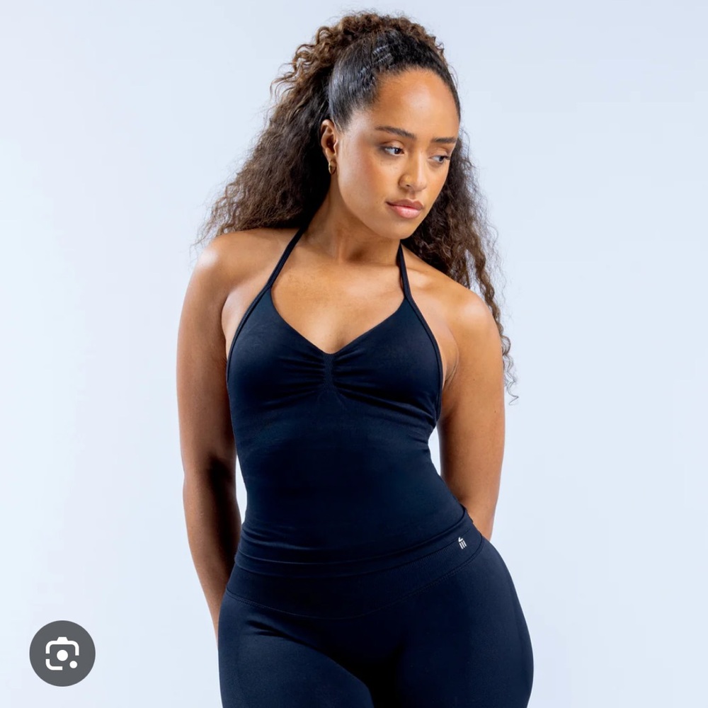 Halter gym top